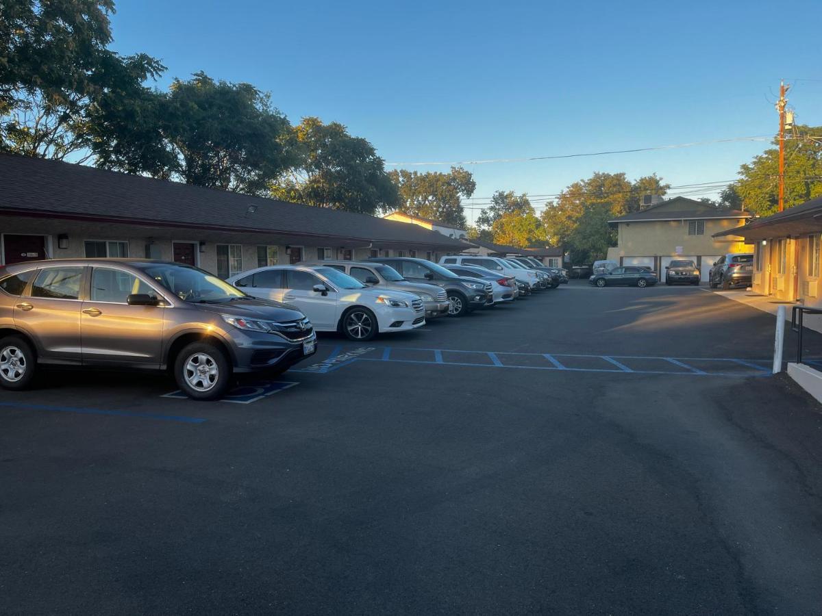 Economy Inn Paso Robles Exterior photo