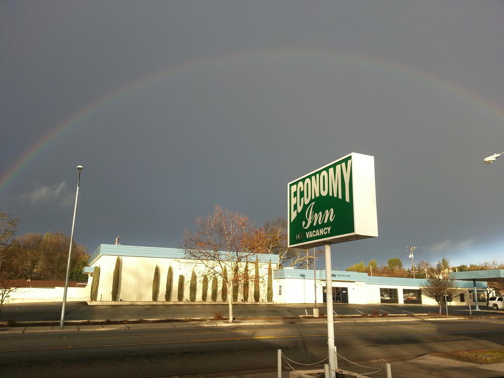 Economy Inn Paso Robles Exterior photo